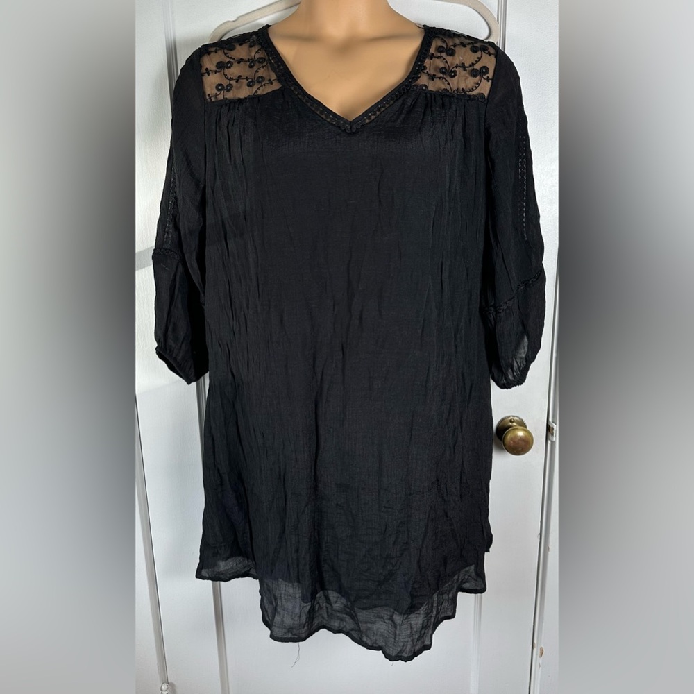 Elegant Black Women's Dress with Lace Accents